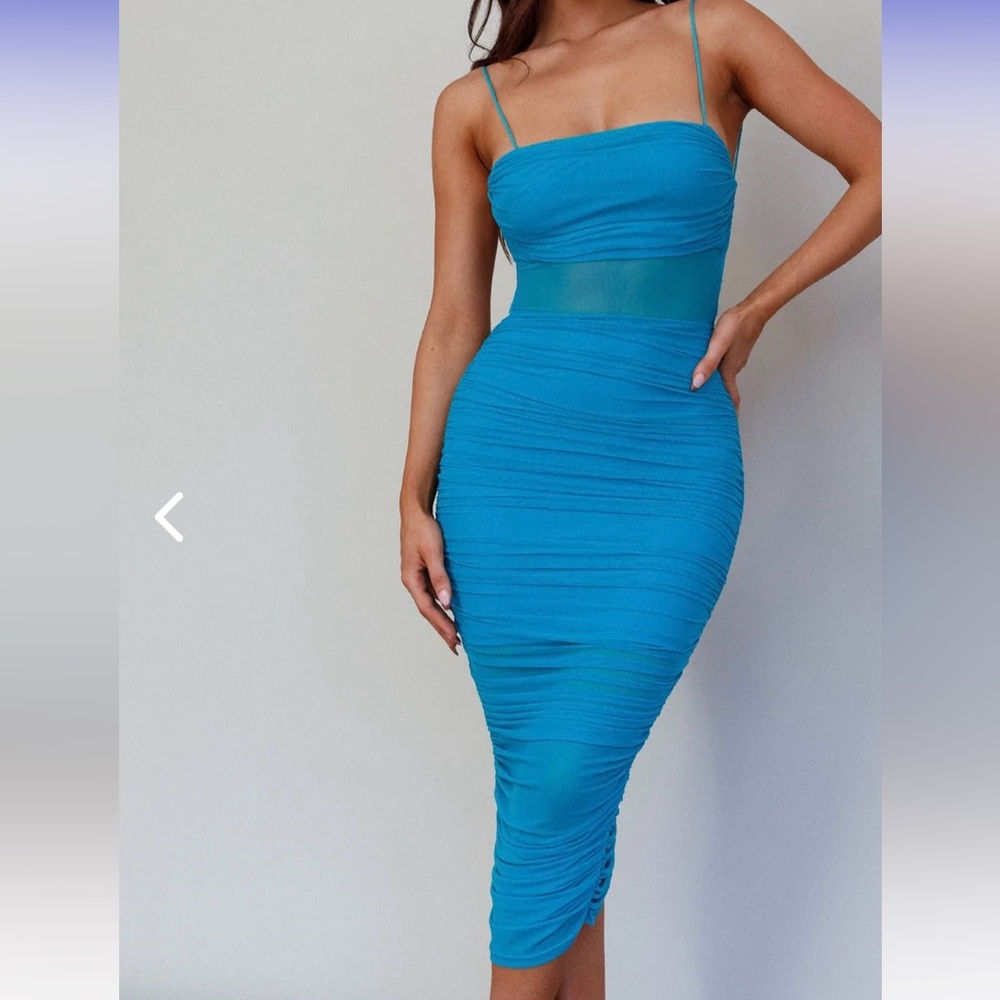 Selfie Leslie- SATURDAY NIGHTS LACE-UP BACK
MIDI DRESS TEAL